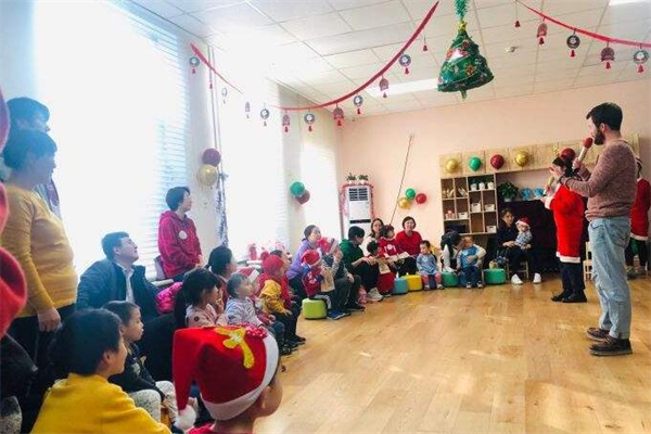 金融街惠泽儿童成长中心加盟