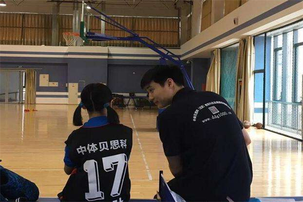 中体贝思科篮球训练营加盟