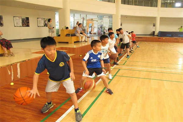 拉维尔青少年篮球培训加盟