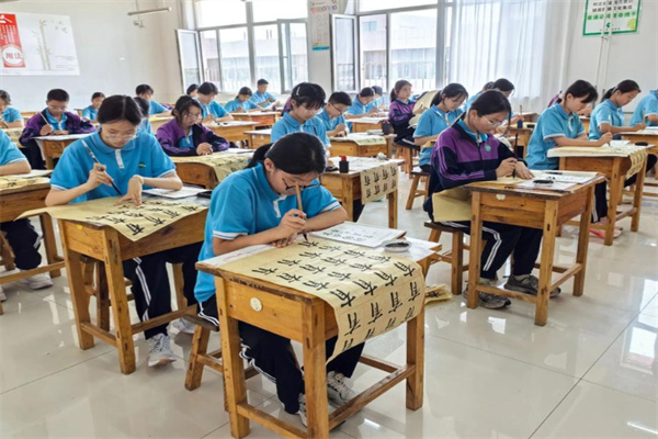 良更软笔书法加盟费多少?加盟电话多少?